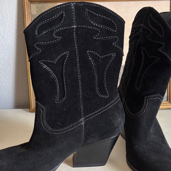 Dolce Vita Liona 6.5US Black Suede Fringe Western Ankle Boots embroidered - Picture 4 of 6